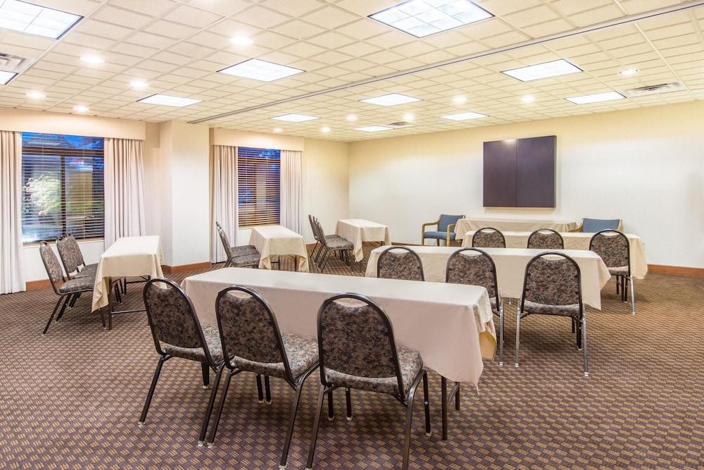 Hotel Wingate By Wyndham à Lexington Extérieur photo